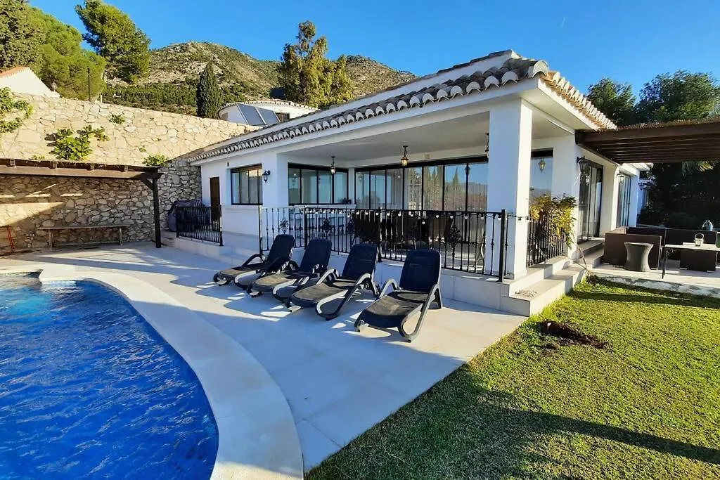 La Escala - 6 Bedroom Villa With Pool Mijas