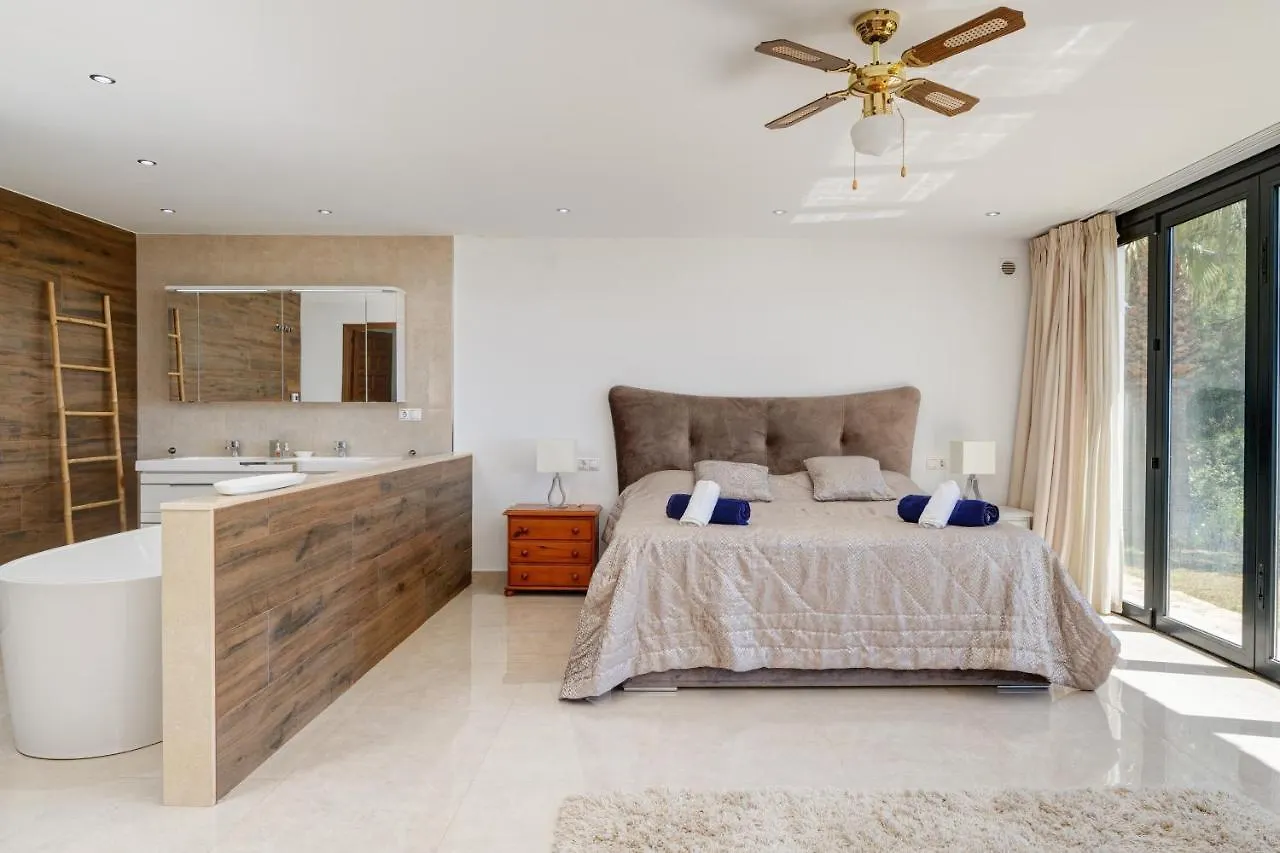 La Escala - 6 Bedroom Villa With Pool Mijas