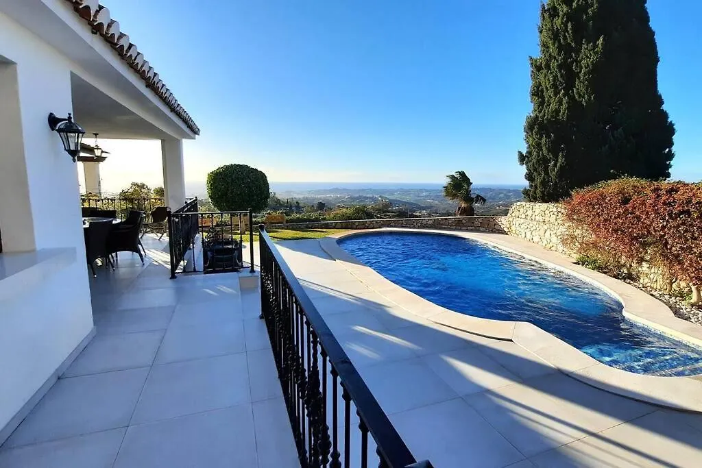 La Escala - 6 Bedroom Villa With Pool 米哈斯