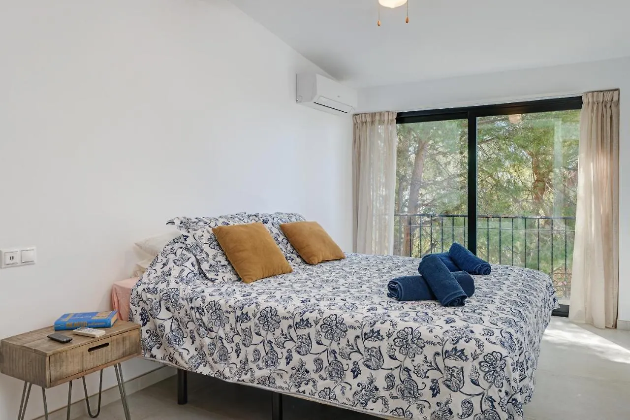 La Escala - 6 Bedroom Villa With Pool 米哈斯