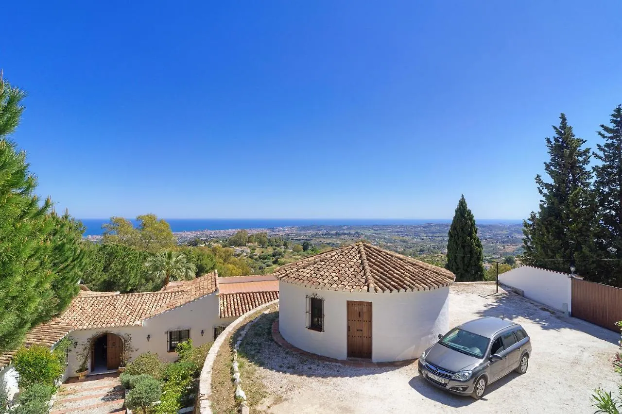 La Escala - 6 Bedroom Villa With Pool Михас